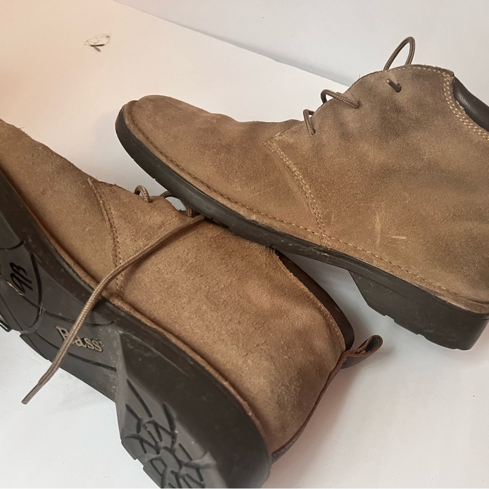 Bass “Shirley” Chukkah boots in tan